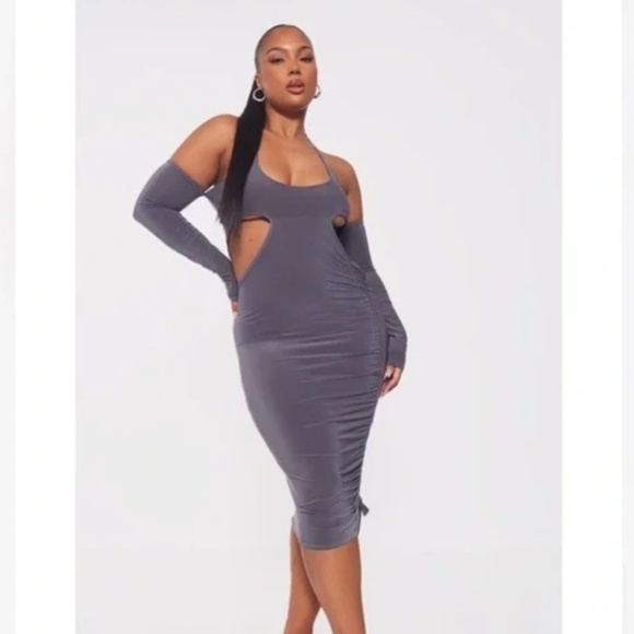 PrettyLittleThing Dresses & Skirts - Prettylittle Thing Plus Silver Slinky Ruched Cut Out Midi Dress